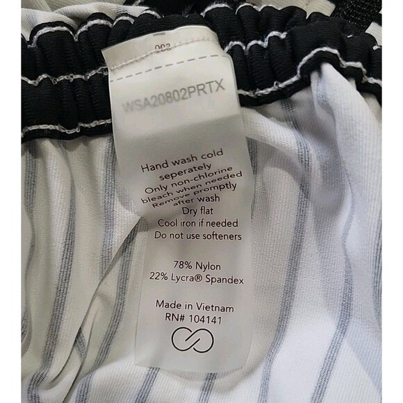 Calia Black/White Stripe Athletic Rashguard 1/4 Zip Shirt Women’s XL EUC - Picture 8 of 9